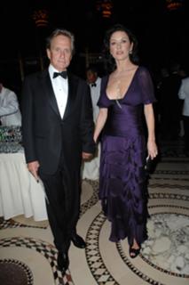 Catherine Zeta-Jones feet photo thumbnail