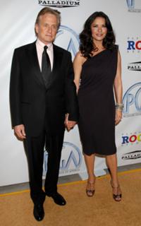 Catherine Zeta-Jones feet photo thumbnail
