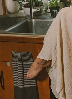Cathy Baron feet photo 6