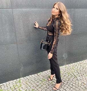 Cathy Hummels feet photo 1