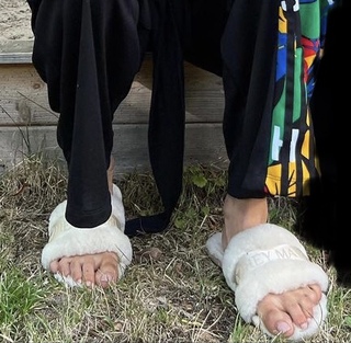 Cathy Hummels feet photo 18