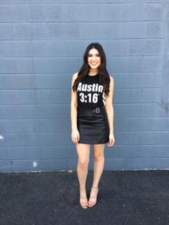 Cathy Kelley feet photo thumbnail