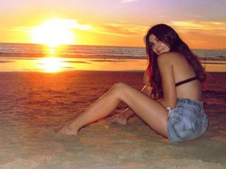 Cathy Kelley feet photo thumbnail