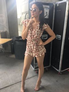Cathy Kelley feet photo thumbnail