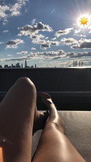 Cathy Kelley feet photo thumbnail