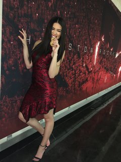 Cathy Kelley feet photo thumbnail
