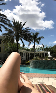 Cathy Kelley feet photo thumbnail