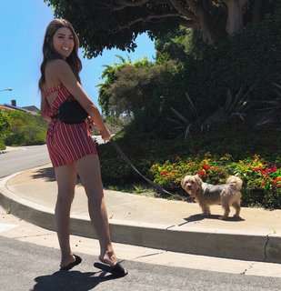Cathy Kelley feet photo thumbnail