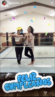 Cathy Kelley feet photo thumbnail
