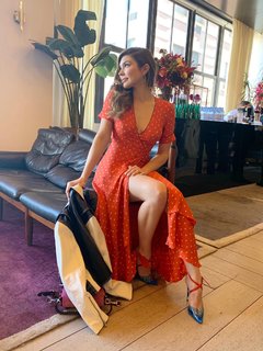 Cathy Kelley feet photo thumbnail