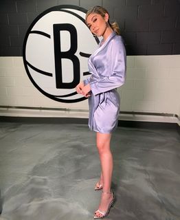Cathy Kelley feet photo thumbnail