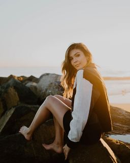 Cathy Kelley feet photo thumbnail