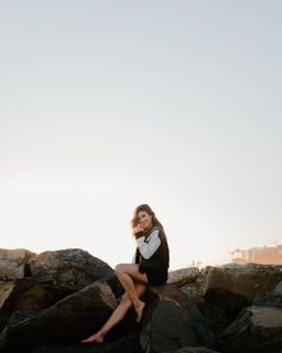 Cathy Kelley feet photo thumbnail