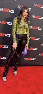 Cathy Kelley feet photo thumbnail