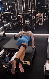 Cathy Kelley feet photo thumbnail