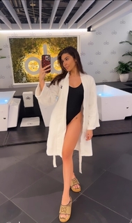 Cathy Kelley feet photo thumbnail