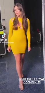 Cathy Kelley feet photo thumbnail
