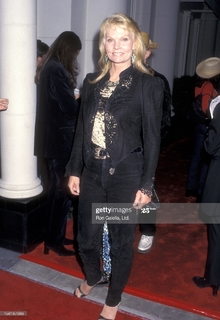 Cathy Lee Crosby feet photo 12