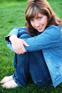 Catie Wayne feet photo 7