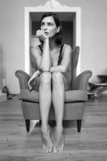 Catrinel Marlon feet photo 18