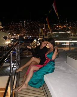 Catrinel Marlon feet photo 18