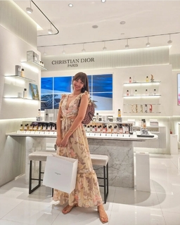 Catriona Gray feet photo 16