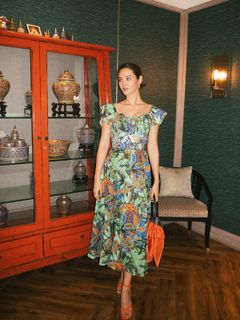 Catriona Gray feet photo 8