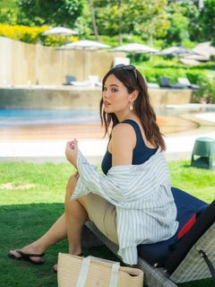 Catriona Gray feet photo 4