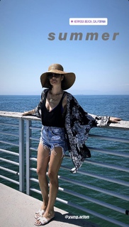Catt Sadler feet photo 17
