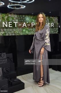 Catt Sadler feet photo 8
