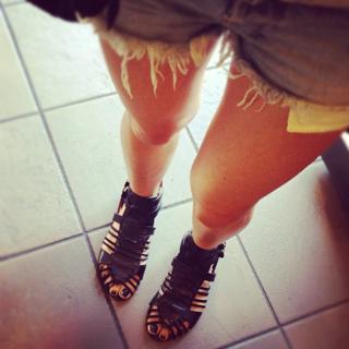 Catt Sadler feet photo 13