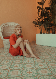 Caylee Cowan feet photo thumbnail