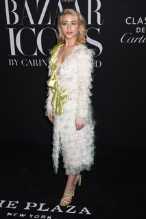 Caylee Cowan feet photo thumbnail