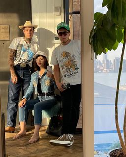 Caylee Cowan feet photo thumbnail