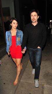 Caylee Cowan feet photo thumbnail