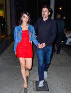 Caylee Cowan feet photo thumbnail