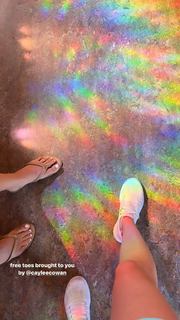 Caylee Cowan feet photo thumbnail