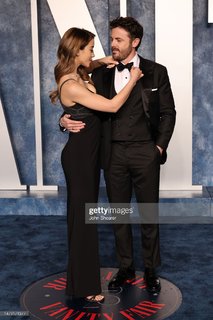 Caylee Cowan feet photo thumbnail