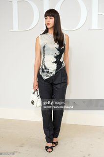 Caylee Cowan feet photo thumbnail