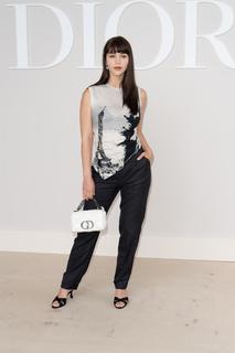 Caylee Cowan feet photo thumbnail