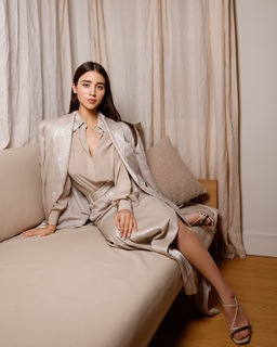 Caylee Cowan feet photo thumbnail