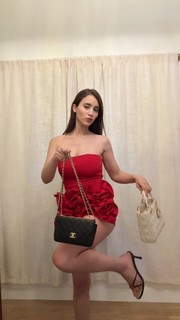 Caylee Cowan feet photo thumbnail