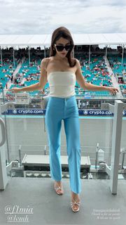 Caylee Cowan feet photo 4