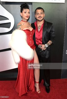 Cazzu feet photo thumbnail