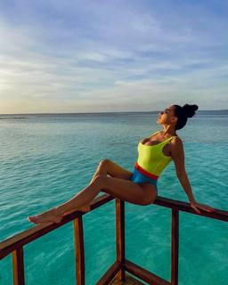 Ceca feet photo 19