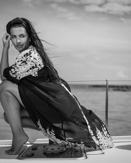 Cecilia Galiano feet photo thumbnail