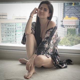 Cecilia Lora feet photo 2