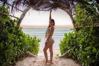 Cecilia Lora feet photo 11