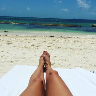 Cecilia Suárez feet photo 1