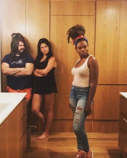 Cecily Strong feet photo thumbnail